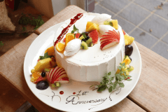 【アニバーサリープラン　for　HUMAN(人用)】記念日＆バースデーを楽しもうプラン！！テント内装飾やケーキでお祝い！〖1泊2食付きプラン〗