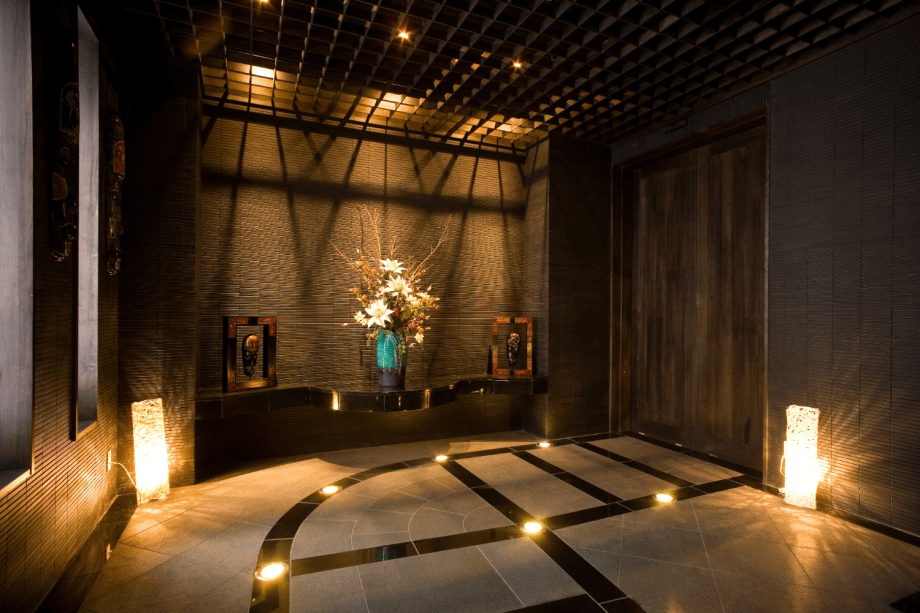 ◇ For those who leave early in the morning, arrive late at night, and want to enjoy dinner in a hot spring town [Room without meals, free drinks included]