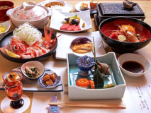 For dinner, enjoy "Hōan Kaiseki" prepared by the chef in a private room [Breakfast and free drinks included]