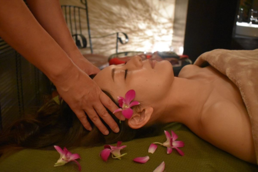 【記念日のプレゼントに】ランチ券+エステプラン♪オールハンドにこだわった至福のひととき【2食付】