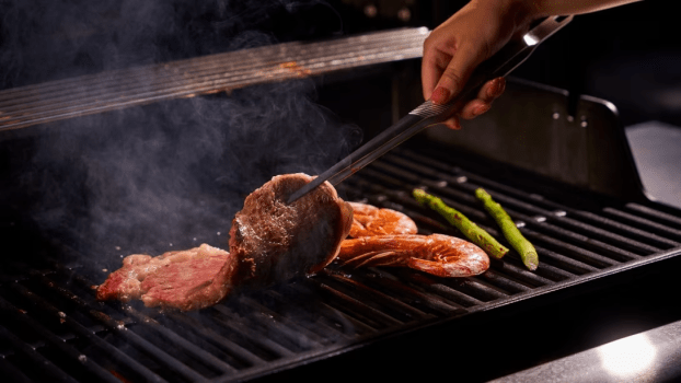 [1泊2食付] 森のふもとの２階建てコテージ／特選牛と海鮮のプレミアムBBQ＆サムゲタンの朝食つき