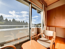 *【和室10畳】畳のお部屋でのんびりおくつろぎ。＜加湿機能付き空気清浄器完備＞