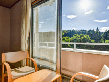 *【和室12畳】畳のお部屋でのんびりおくつろぎ。＜加湿機能付き空気清浄器完備＞