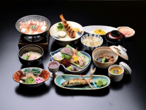 *【おわら会席】25年初夏のお食事一例