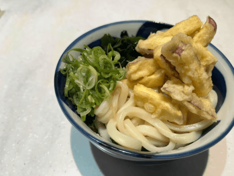 博多のうどんとがね天