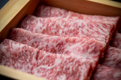 【1泊2食】季節の食材を楽しむ本格懐石弁当＆飛騨牛を味わう贅沢ディナー～愛犬と一緒に泊まれる絶景グランピング～