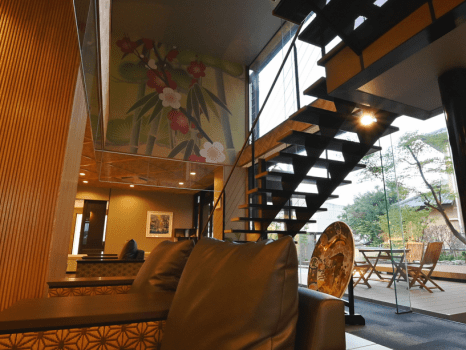 ロビーラウンジ