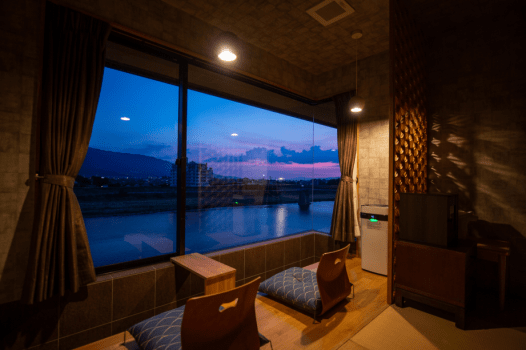 【最上級会席】九州産黒毛和牛シャトーブリアンステーキ&times;市場直送の豪華海の幸（伊勢海老・活鮑）に舌鼓プラン！