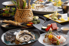 【夏・涼会席】夏の贅沢◆特選但馬牛ステーキや夏の味覚「岩牡蠣」や「鮎の塩焼き」など夏の味覚を堪能！