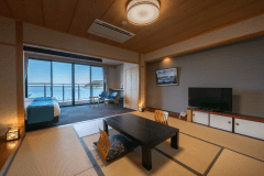 【和洋室・1日1組限定「波の音」】オーシャンビュー絶景を愉しむ和洋室「波の音」