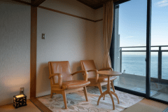 【海側和室】ゆったりと美しいオーシャンビューを望む和室