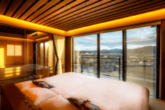 【24年秋OPEN！「別湯・笑」】温泉展望風呂付客室◆伝統的な日本瓦が多く使用された京丹後の街並みを一望