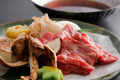 【秋のお料理】但馬牛と松茸のすき焼き（一例）