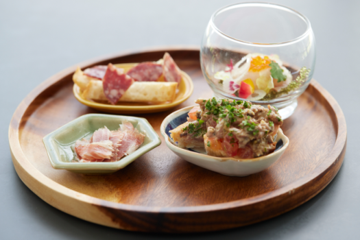 【2食付】夕食 美熊野牛ステーキ Mendi｜朝食 特製出汁茶漬け御膳 笠庵 賛否両論