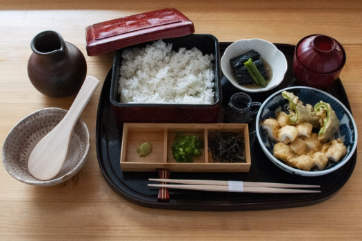 【2食付】夕食 美熊野牛ステーキ Mendi｜朝食 天婦羅茶漬け御膳 天ぷら 天孝 伊勢の国