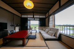 【2階角部屋】】日常から少し離れて、優しく流れる時間をお楽しみください。