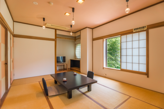 【MUTU】（むつ）和室１０畳　トイレ付/禁煙室
