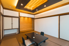 【KAREI】（かれい）和室１０畳　トイレ付/禁煙室