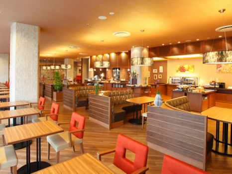 1Fレストラン「シャンゼリゼ」（店内イメージ）