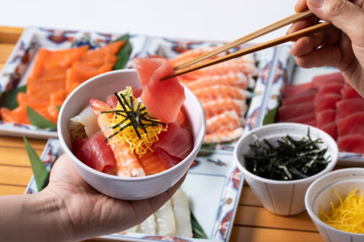 【ディナーバイキング限定】海鮮のっけ丼イメージ