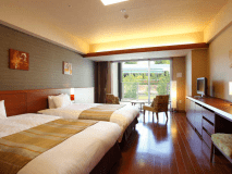 【ガーデンコート棟】洋室：ユニバーサルステイ