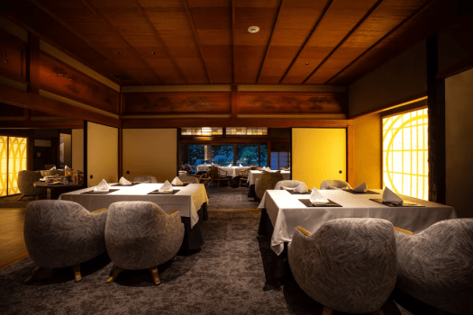 ラウンジ＆ダイニング