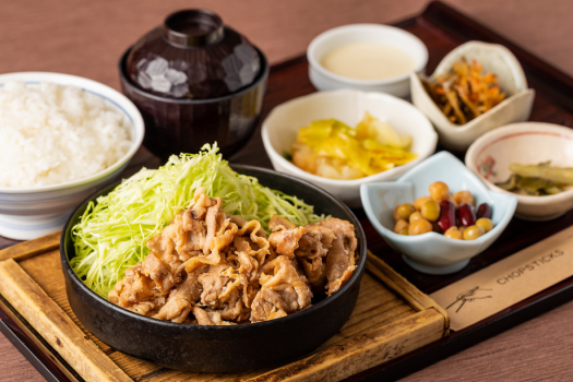 ご夕食一例（焼肉定食）