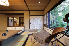 「東亭」　和スイート　ベッドルーム＋ミニキッチン付リビング＋和室＋温泉半露天風呂タイプ【紅葉3】