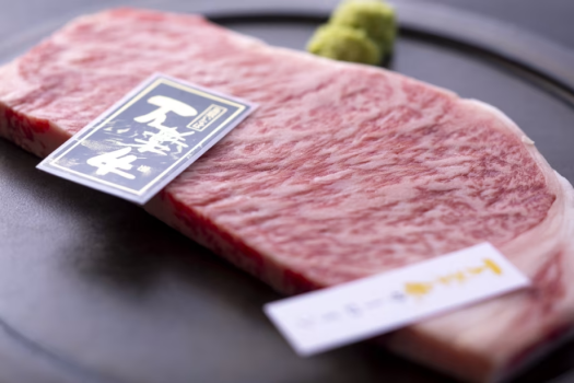 【1泊2食付】肉匠はなふさセレクション・希少部位を贅沢に味わう鳥取いなば万葉牛ディナープラン～【源泉かけ流し温泉付き】