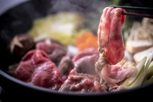 【1泊2食付】お好みで選べる2種の”万葉牛”ディナー＜希少部位を味わうBBQ or 和牛すき焼き鍋＞～豪華グルメを堪能するスペシャルディナープラン～【源泉かけ流し温泉付き】