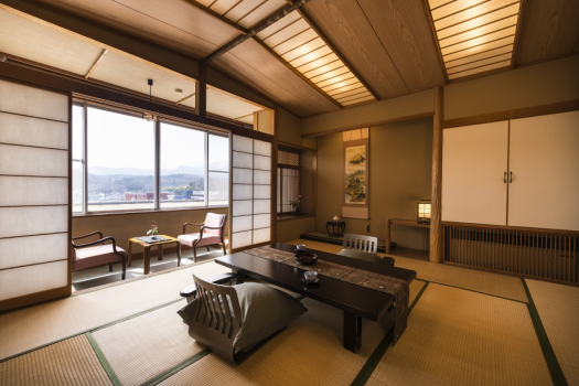 Japanese style room / Central building (with bath and toilet)