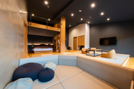 【Luxuryスイートツイン65平米】半露天風呂付き和洋室+ロフト　～月
