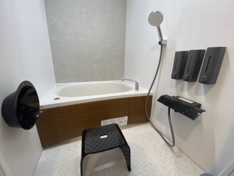 ⭐【週末・祝日】森の中の大人の隠れ家グランピング｜ウッドデザインパークで癒される自然の休日　　　　　　　　　　　　　　　　　６０日前の予約で１０００円オフ