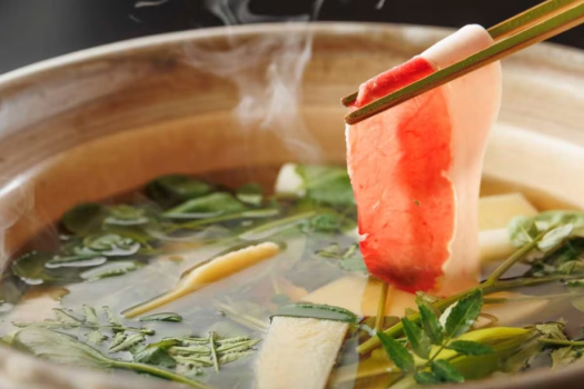 【8～9月限定】夏旅応援プラン！1名あたり3000円OFF！天然猪×月輪熊の食べ比べしゃぶしゃぶ会席