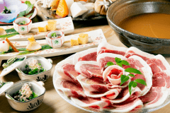 *ぼたん鍋発祥の宿。伝統の味をご賞味ください。