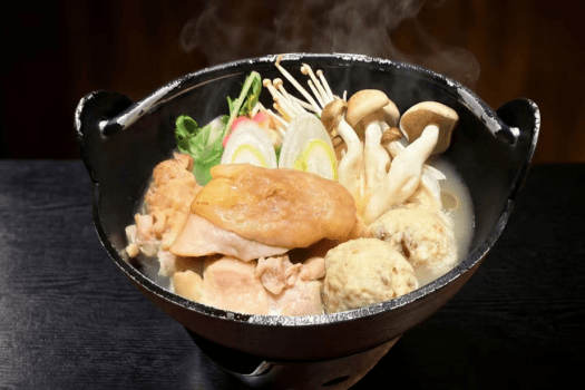 「きのこの里」愛別町産キノコの旨み溢れる鳥鍋