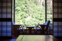 山の景色を愉しむ ひろびろ和室 10畳