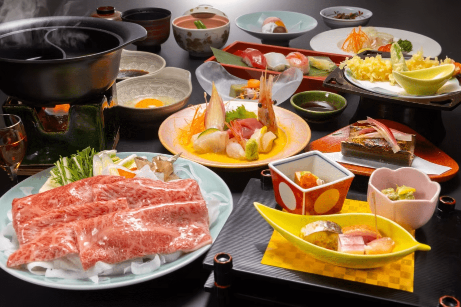 山形牛をすき焼きとしゃぶしゃぶでご堪能ください
画像はイメージです