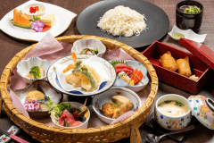 磊光温麺と竹篭膳　※イメージ