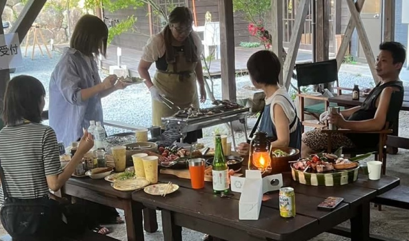 ☆☆☆ グランピング施設で「手ぶらで楽しめるBBQ！」（日帰りプラン）　☆☆☆