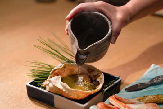 【冬】新鮮な地魚、タグ付きかにも味わえる【地蟹付き懐石プラン】