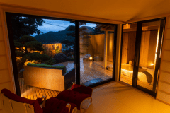 2021.7.1じぞう・ふどうの間リニューアルオープン♪
日本海を一望出来るベッド付の和洋室