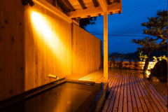 2021.7.1 じぞう・ふどうの間リニューアルオープン♪
日本海一望できるベッド付の和洋室♪