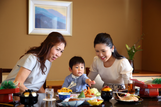 【早割30・若水の旬会席／夕部屋食】30日前まで！お一人様税込み2,200円お得