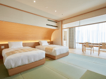 【展望テーブル付ジュニアスイート】梓弓57㎡／川側