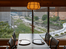 和の雰囲気を大切に食事処山茶花