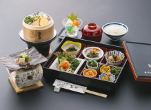 【1泊朝食付】　繁華街は徒歩圏内！夜は好きな物を！朝食に朴葉味噌と飛騨のコシヒカリを♪