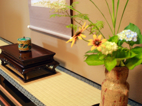 お部屋には季節の花を～初夏