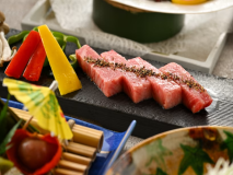 【お手頃アップグレード】能登牛ひとくちステーキ付き月替わり懐石～素材の凝縮された旨み