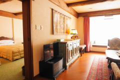 【スイートルーム】リビングとベットルームが分かれている64㎡の限定１室です。